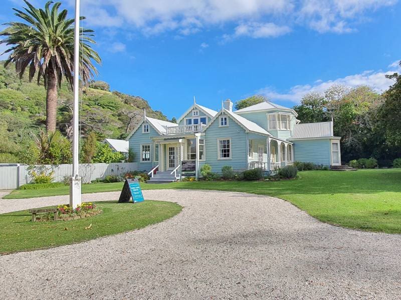 Couldrey House Lookout Walk in Wenderholm
